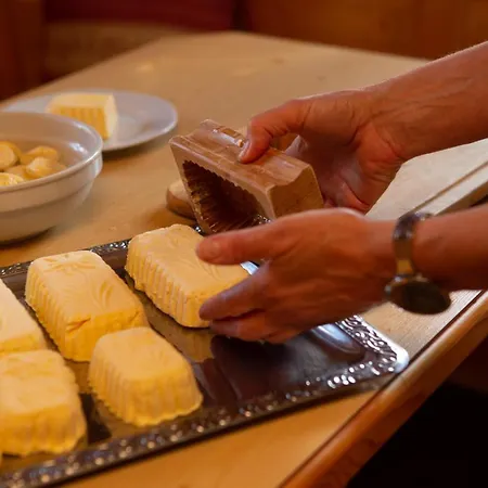 Familienwanderhof Eggeler 팜스테이 리징